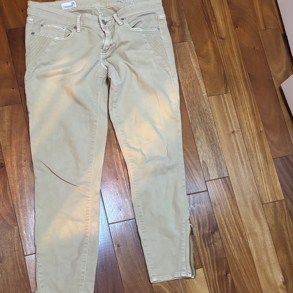 GAP Women's Straight Leg Tan Jeans - Picture 2 of 9